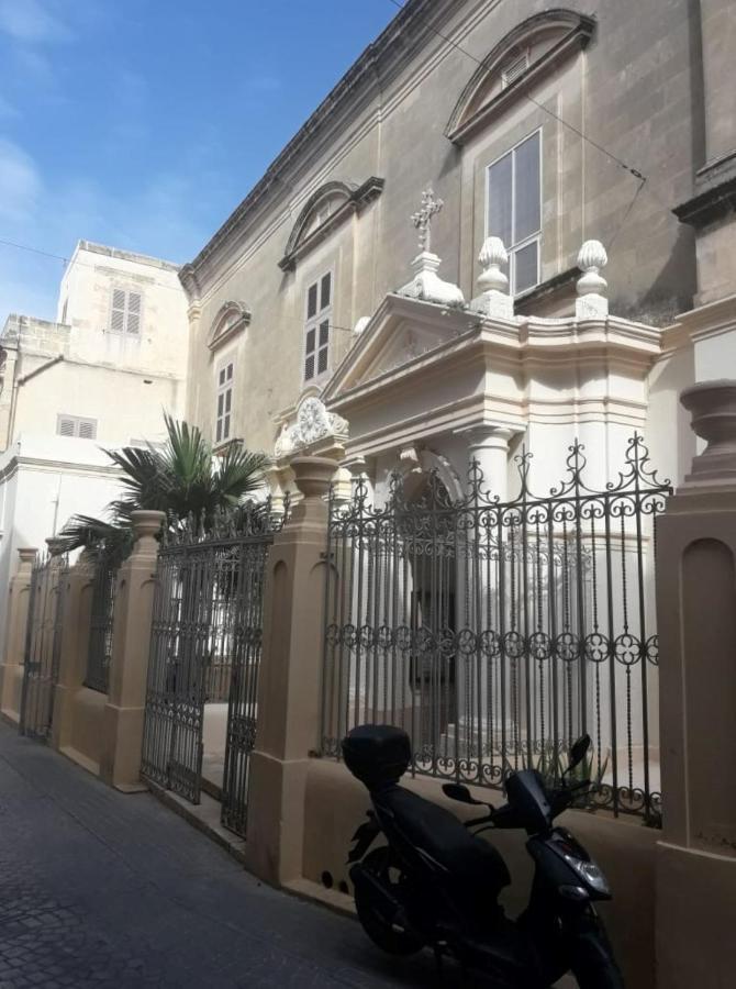 Апартаменти 85 Palma Living Вікторія Екстер'єр фото
